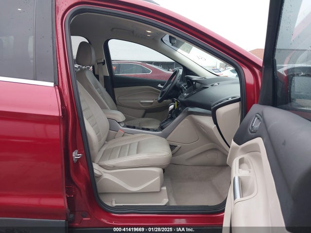1FMCU0GXXFUC74470 Ford ESCAPE SE
