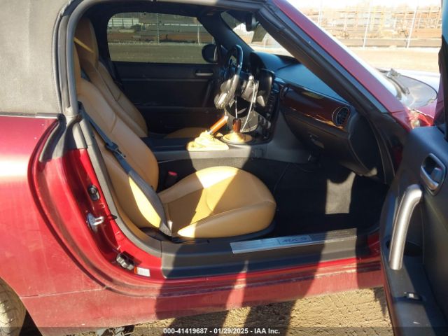 2011 MAZDA MX-5 MIATA JM1NC2LF6B0215927 Photo 4