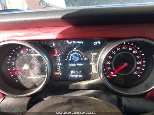 1C4HJXFG4JW108908 Jeep Wrangler Unlimited Rubicon 4x4