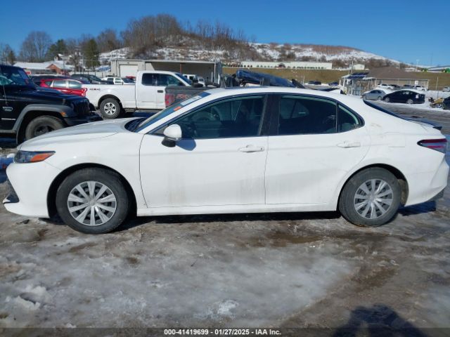 4T1B31HK2KU006126 Toyota Camry Hybrid Le