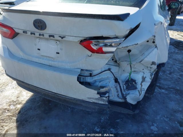 4T1B31HK2KU006126 Toyota Camry Hybrid Le
