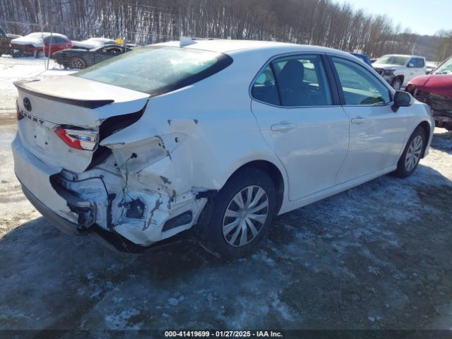 4T1B31HK2KU006126 Toyota Camry Hybrid Le