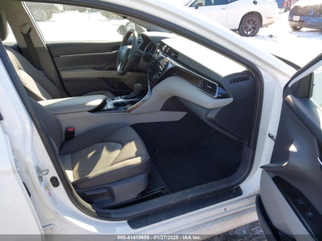 4T1B31HK2KU006126 Toyota Camry Hybrid Le
