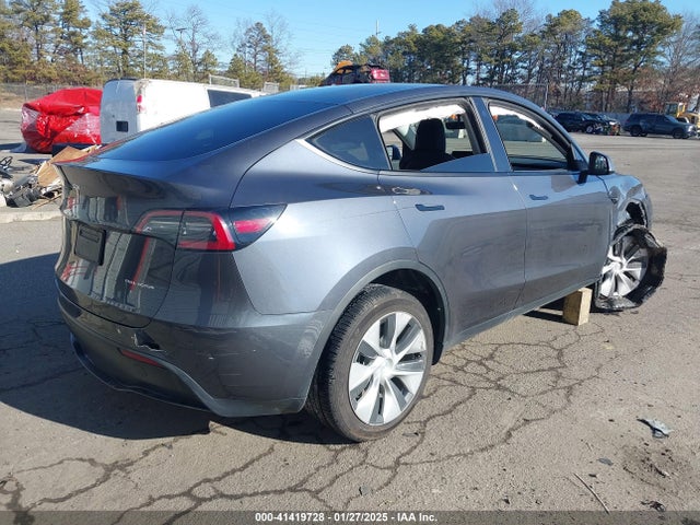 2021 TESLA MODEL Y 5YJYGAEE6MF180410 Photo 3