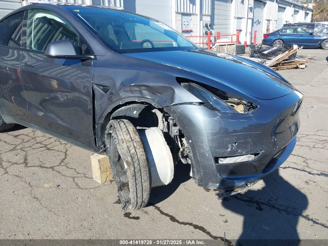2021 TESLA MODEL Y 5YJYGAEE6MF180410 Photo 5