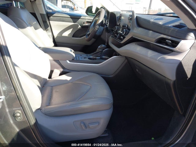 Toyota Highlander Xle 2020 5TDGZRAH8LS028367 Image 5