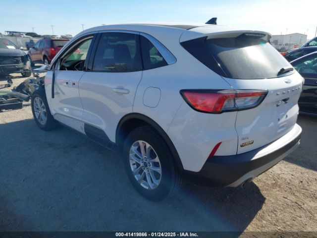 1FMCU9G61LUA11971 Ford ESCAPE SE
