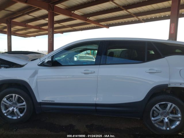 3GKALMEV5JL350417 GMC Terrain Sle