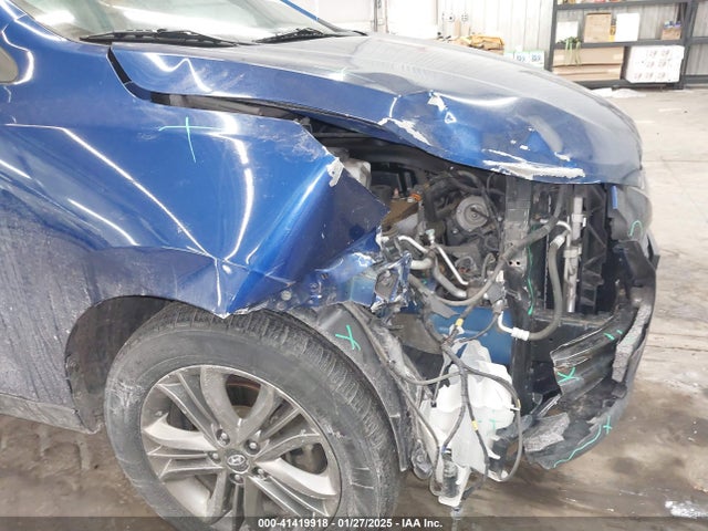 KM8JU3AG6FU971006 Hyundai TUCSON SE