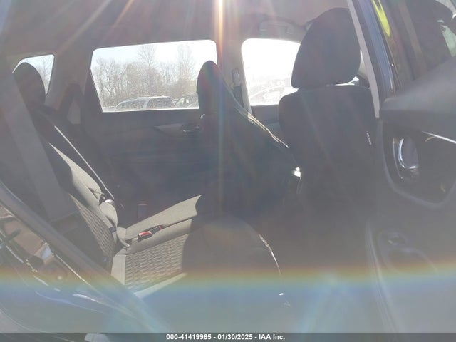 Nissan ROGUE SV 2019 5N1AT2MV8KC799892 Image 8