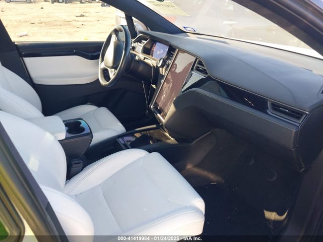 2018 TESLA MODEL X 5YJXCAE45JF142953 Photo 4