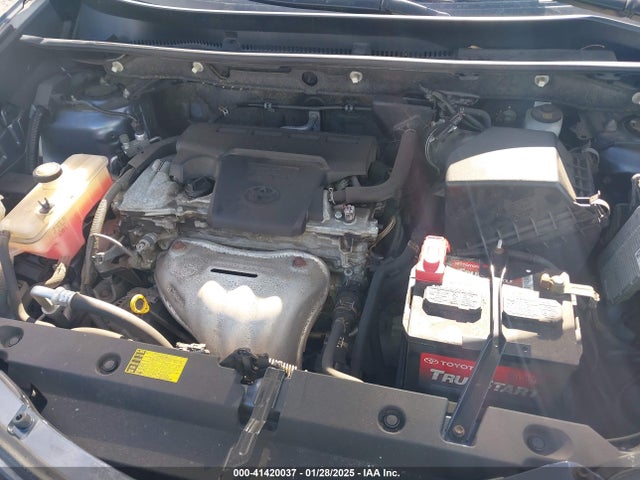 JTMBFREV1ED058764 Toyota RAV4 LE