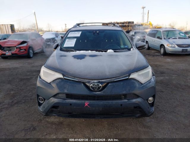 JTMRFREV2JJ176641 Toyota Rav4 Adventure/xle
