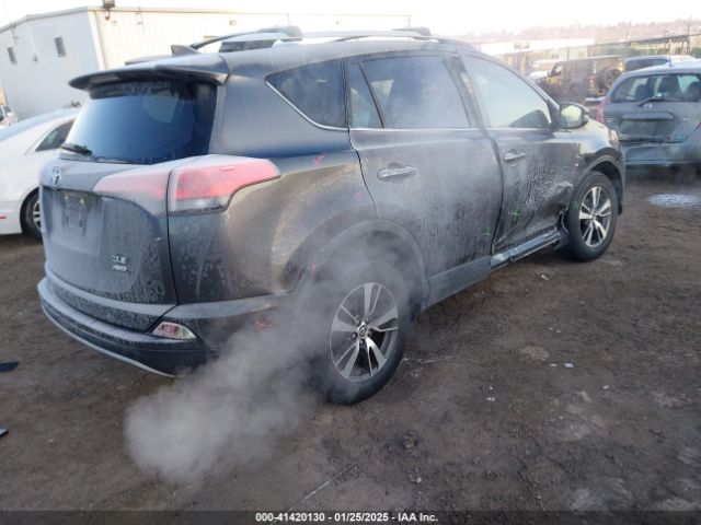 JTMRFREV2JJ176641 Toyota Rav4 Adventure/xle