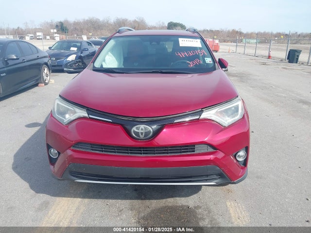 2T3WFREVXJW480854 Toyota Rav4 Adventure/xle