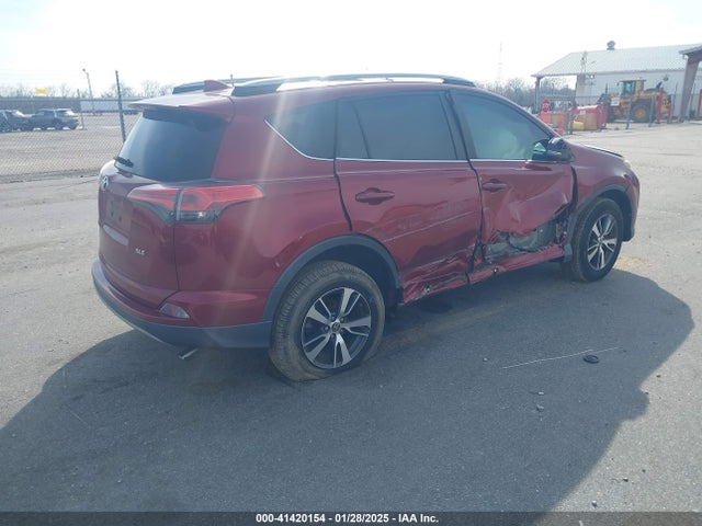 2T3WFREVXJW480854 Toyota Rav4 Adventure/xle
