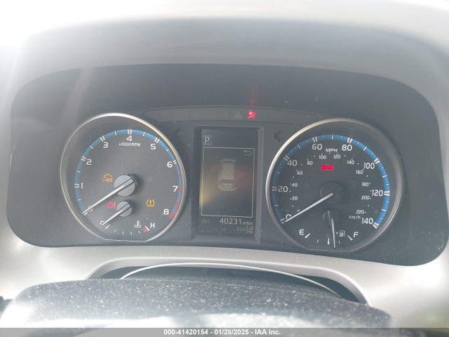 2T3WFREVXJW480854 Toyota Rav4 Adventure/xle