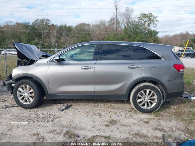 5XYPG4A39JG385841 KIA Sorento 2.4l L