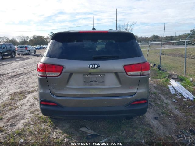 5XYPG4A39JG385841 KIA Sorento 2.4l L