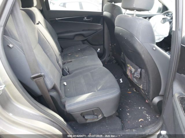 5XYPG4A39JG385841 KIA Sorento 2.4l L