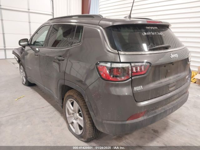 2022 JEEP COMPASS 3C4NJCBB1NT228814 Photo 2