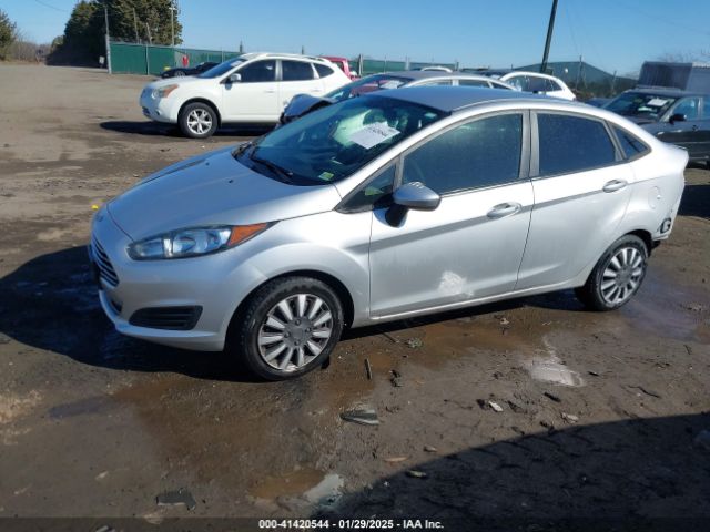 3FADP4AJ9FM132729 Ford FIESTA S