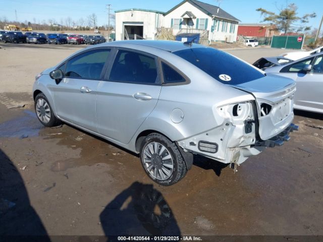 3FADP4AJ9FM132729 Ford FIESTA S