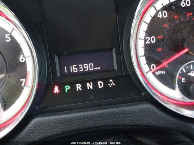 2C4RDGBG7JR215400 Dodge Grand Caravan Se Plus