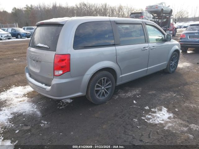 2C4RDGBG7JR215400 Dodge Grand Caravan Se Plus