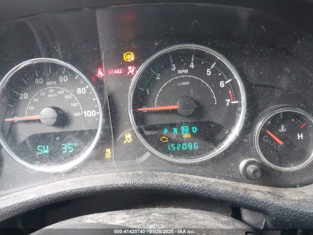 1C4HJWDG1EL302087 Jeep Wrangler Unlimited Sport