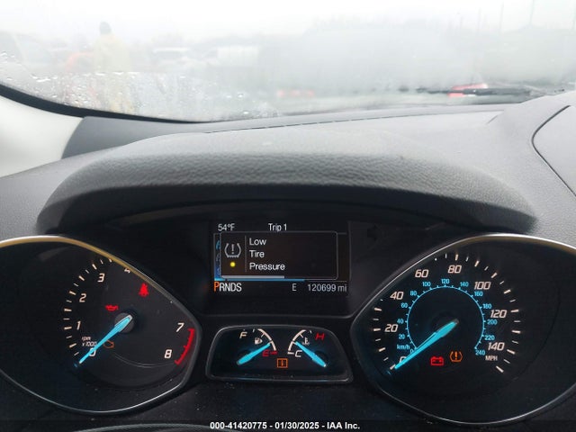 1FMCU0GX5GUC67878 Ford ESCAPE SE
