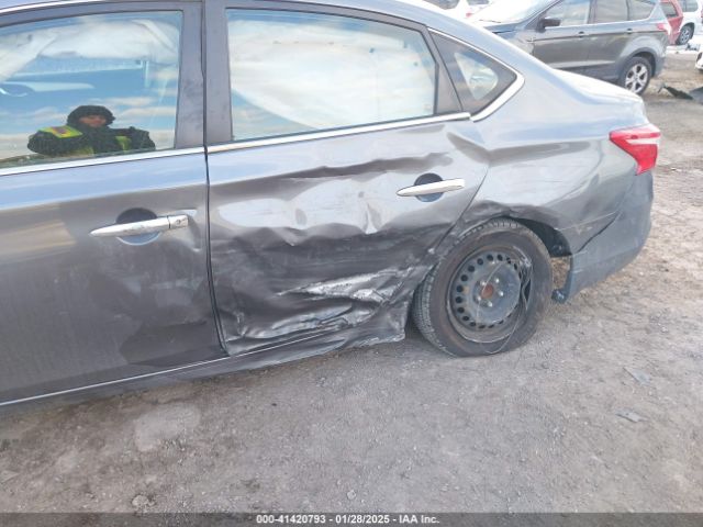 3N1AB7AP8KY418028 Nissan SENTRA S