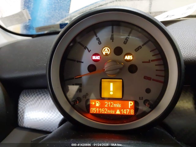 2009 MINI COOPER S WMWMF73509TW84251 Photo 6