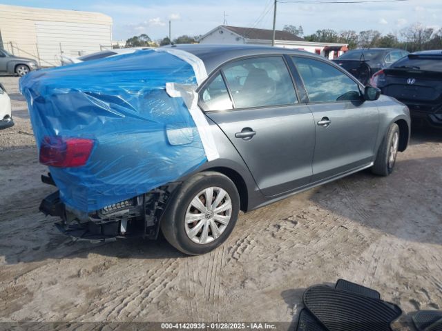 3VW2K7AJ6EM256499 Volkswagen Jetta 2.0l S