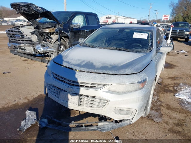 1G1ZB5ST1JF228067 Chevrolet Malibu 1ls