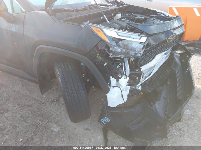 2T3W1RFV6RC289345 Toyota Rav4 Xle