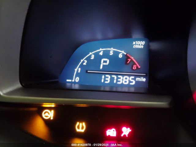 JM1BM1L71E1148770 Mazda MAZDA3