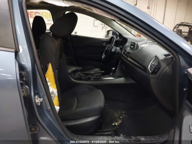 JM1BM1L71E1148770 Mazda MAZDA3