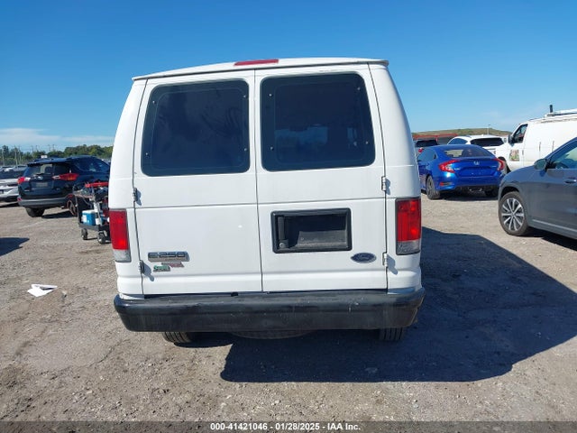 Ford E-250 Commercial 2014 1FTNE2EW6EDA95549 Image 17