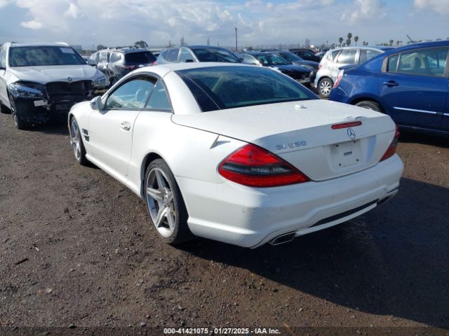 2011 MERCEDES-BENZ SL 550 WDBSK7BA8BF163043 Photo 2