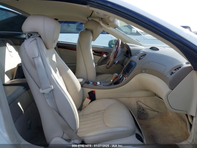 2011 MERCEDES-BENZ SL 550 WDBSK7BA8BF163043 Photo 4