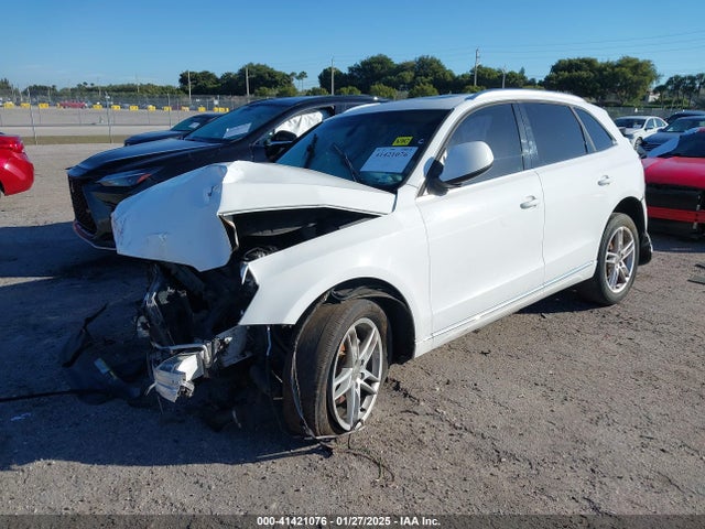 2014 AUDI Q5 WA1LFAFP0EA073645 Photo 1