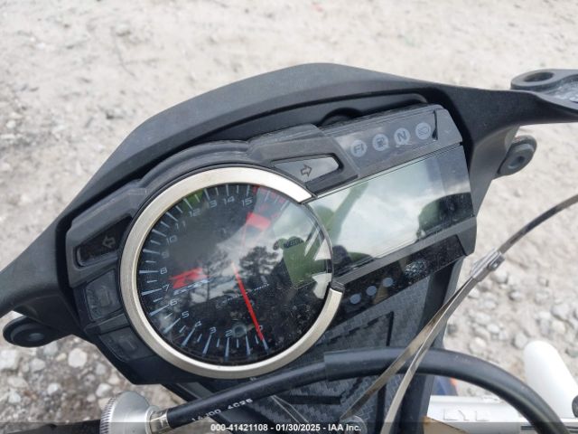 2024 SUZUKI GSX-R600 JS1GN7FA4R7101307 Photo 6