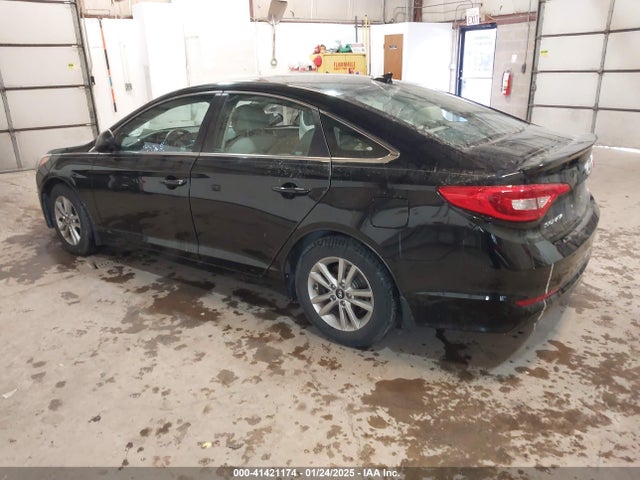 5NPE24AFXHH552596 Hyundai SONATA SE
