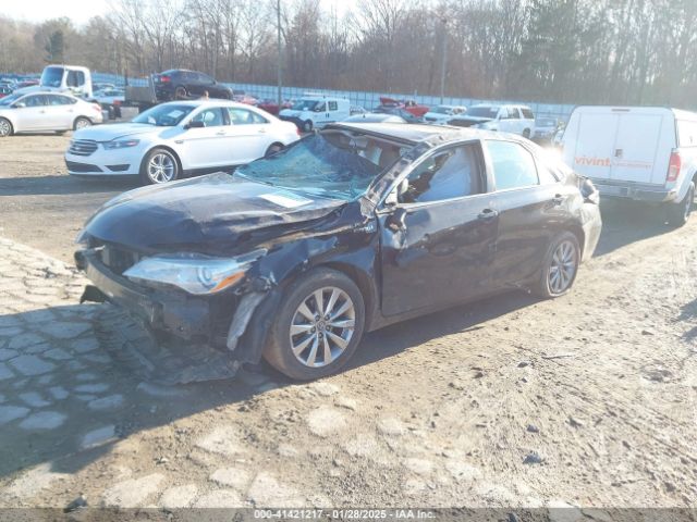 4T1BD1FK2HU227041 Toyota Camry Hybrid Xle