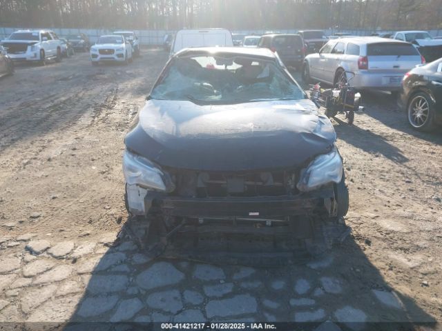 4T1BD1FK2HU227041 Toyota Camry Hybrid Xle