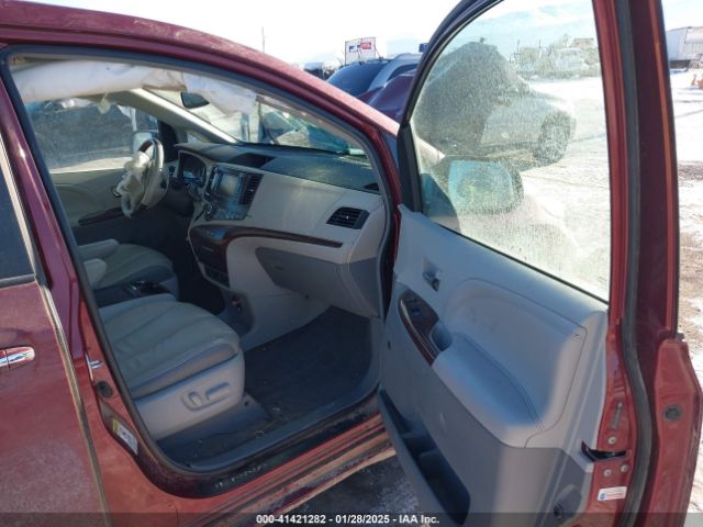 5TDYK3DC5ES425818 Toyota Sienna Xle/limited