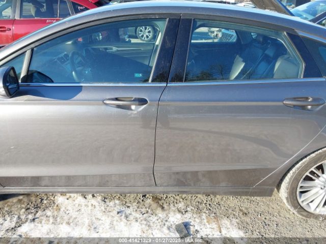3FA6P0H9XER278684 Ford FUSION SE