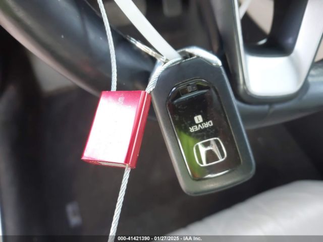 1HGCV1F98JA183297 Honda Accord Touring
