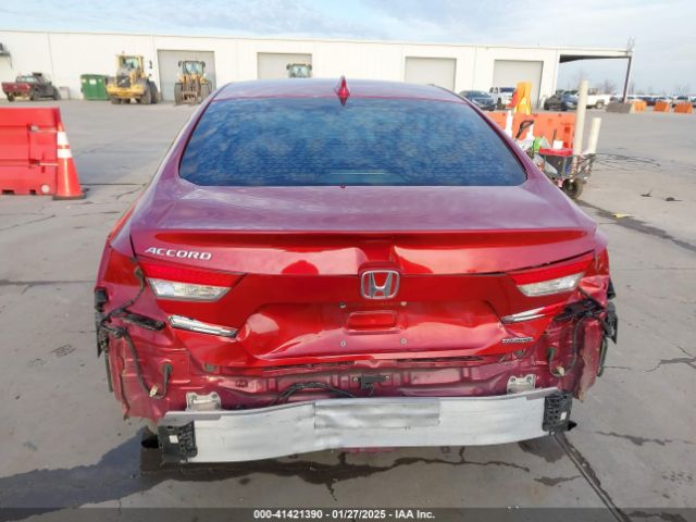 1HGCV1F98JA183297 Honda Accord Touring